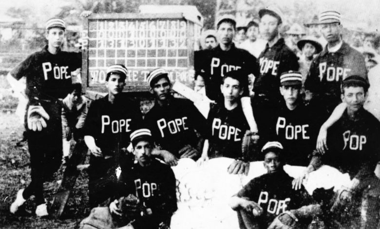 The Pope team of Mayaguez, named for a Connecticut auto company.
