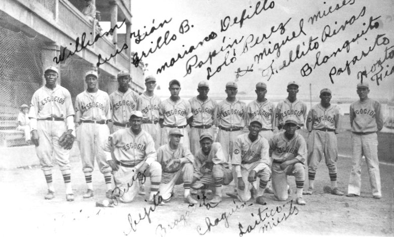 Santo Domingo’s Leones del Escogido 1935 team.
